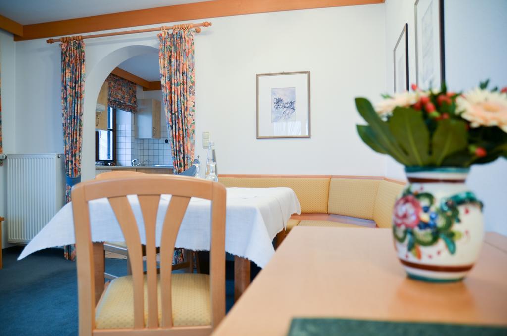 Hotel Restaurant Ferienwohnungen Alpenhof Ubersee Luaran gambar